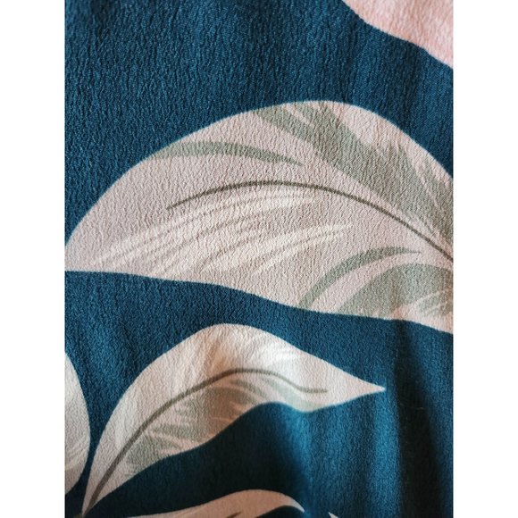 Dynamite Floral Mini Dress - Picture 4 of 9